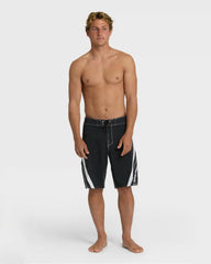 Fluid 2k Pro 21" Boardshorts - Black/White - Black