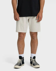 Primary Submersible 18" Hybrid Shorts - Oatmeal