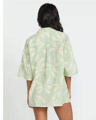 Beach Side Printed Short Sleeve Shirt - Pistachio