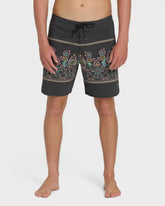 73 Pro 18" Boardshorts - Black
