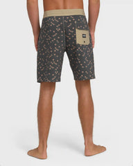 Sundays Lo Tide 18" Boardshorts - Black