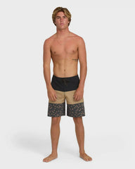 Tribong Lo Tide 18" Boardshorts - Khaki
