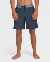True North Garage Lo Tide 18" Boardshorts - True Navy