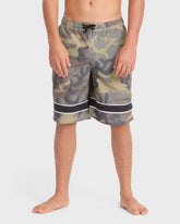 Throw On 2.0 Layback 21" Swim Trunks - Olive Camouflage