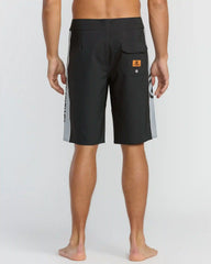 Spec 73 D Bah 2.0 Pro 20" Boardshorts - Black