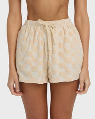 Laura Waves Short - Antique White