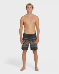 73 Pro 18" Boardshorts - Black
