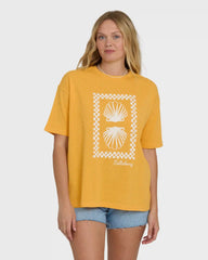 Balance of Waves Short Sleeve Knit T-Shirt - Sun Kissed