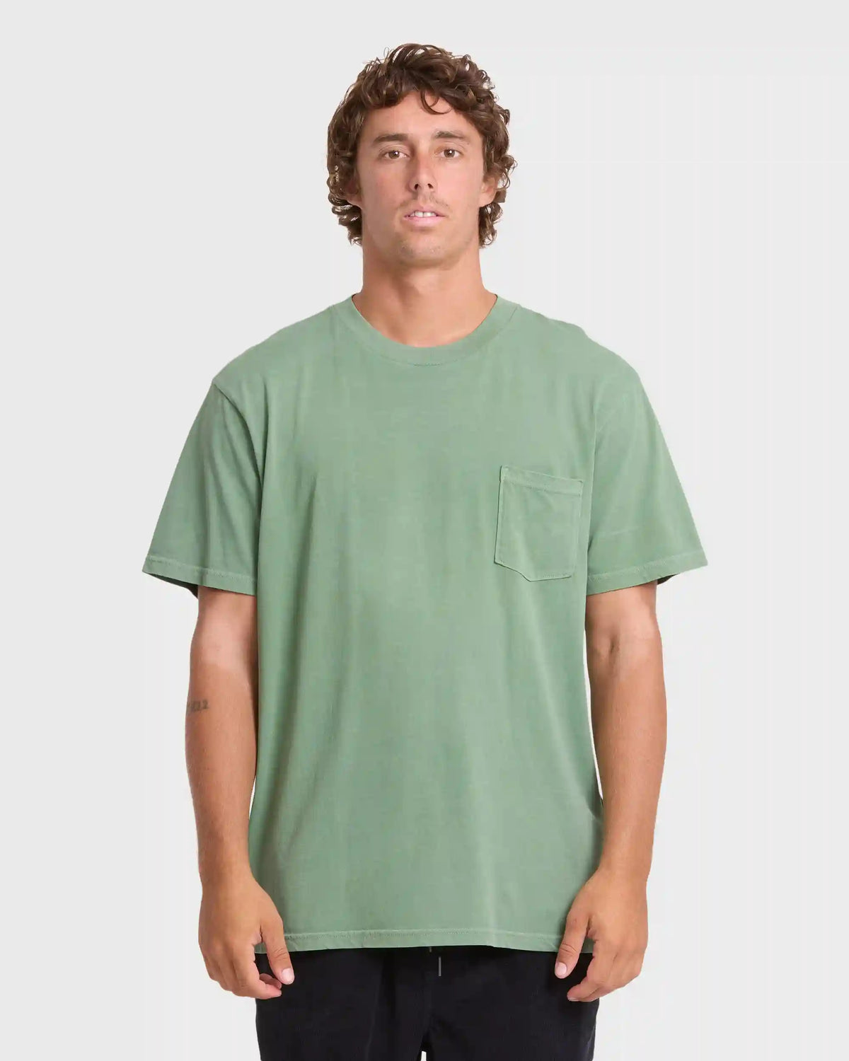 Essential Wave Washed Premium Short Sleeve Pocket Tee - Hedge Green