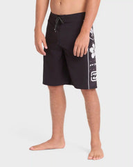 New Wave 2.0 Hawaii Pro 19" Boardshorts - Black